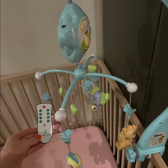 Crib mobile for pack and play - Picture 3 of 16